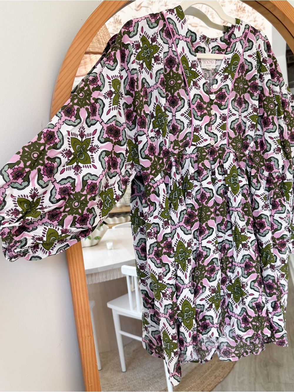 Women’s Floral Puff-Sleeve Dress in Pink & Olive